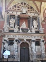 Frari: Baldassare Longhena: Grabmal des Dogen Giovanni Pesaro &ndash; &copy; Heike Heinen (Eberhardt TRAVEL)