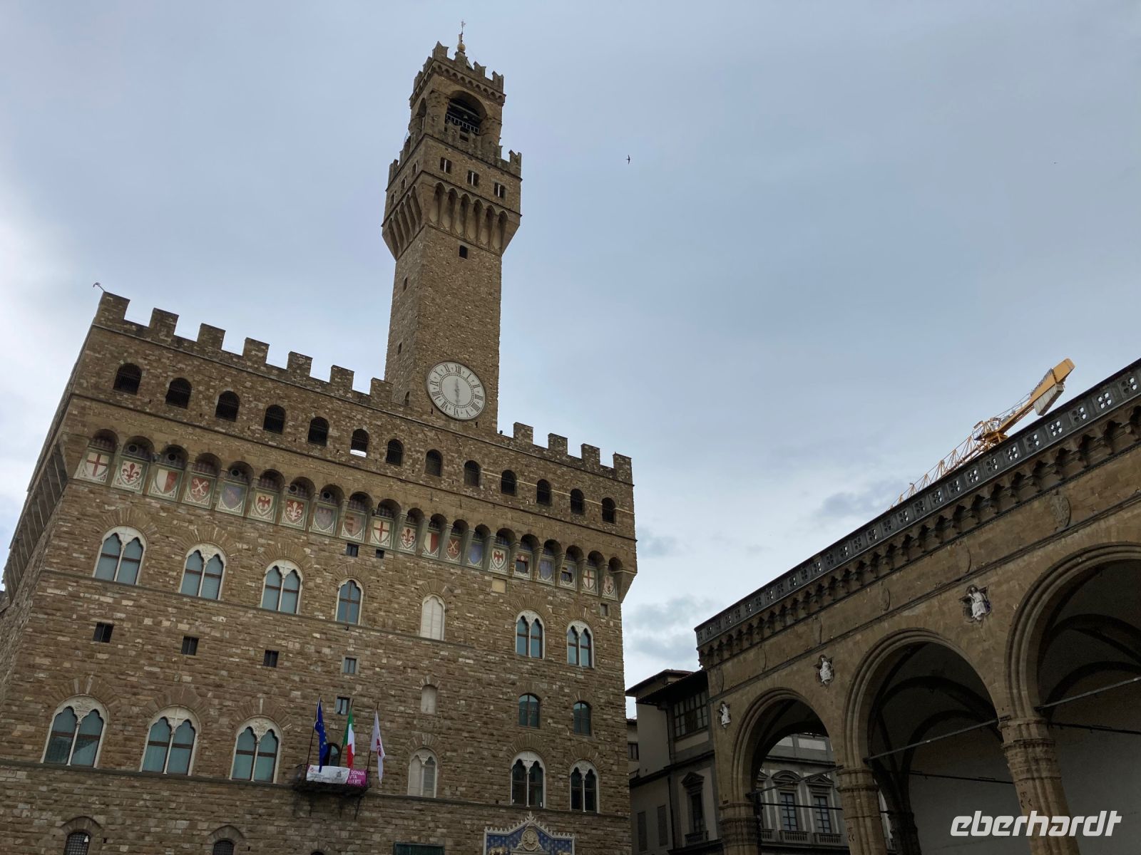 9. Reisetag – Stadtführung in Florenz am Abend – Piazza della Signoria mit Palazzo Vecchio &ndash; &copy; Andreas Wolfsteller (Eberhardt TRAVEL)