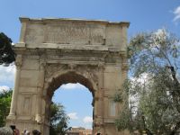 Titusbogen im Forum Romanum &ndash; &copy; Heike Heinen (Eberhardt TRAVEL)