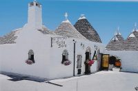 Alberobello (Foto von 2019 - ohne Regen) &ndash; &copy; Simone Willner (Eberhardt TRAVEL)