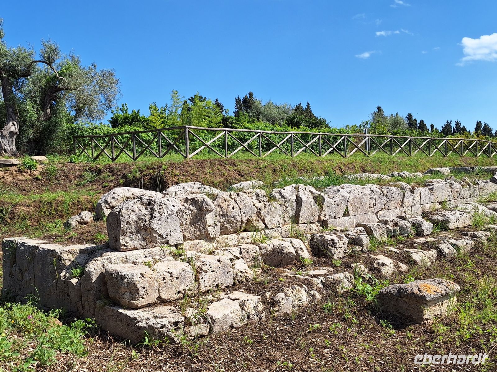 075 Kalabrien Locri Antikes Lokroi Epizephyrioi &ndash; &copy; Heike Jack (Eberhardt TRAVEL)