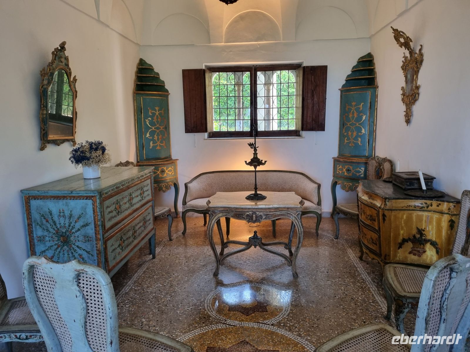 Villa San Michele - Wohnzimmer  &ndash; &copy; Katrin Deutschbein (Eberhardt TRAVEL)