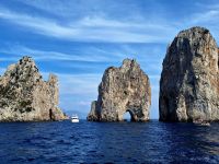 Capri I Faraglioni &ndash; &copy; Heike Jack (Eberhardt TRAVEL)