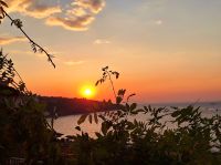 Sorrent Wenn bei Capri die rote Sonne ... &ndash; &copy; Heike Jack (Eberhardt TRAVEL)