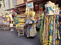 Sorrent Corso Italia Souvenirparadies &ndash; &copy; Heike Jack (Eberhardt TRAVEL)