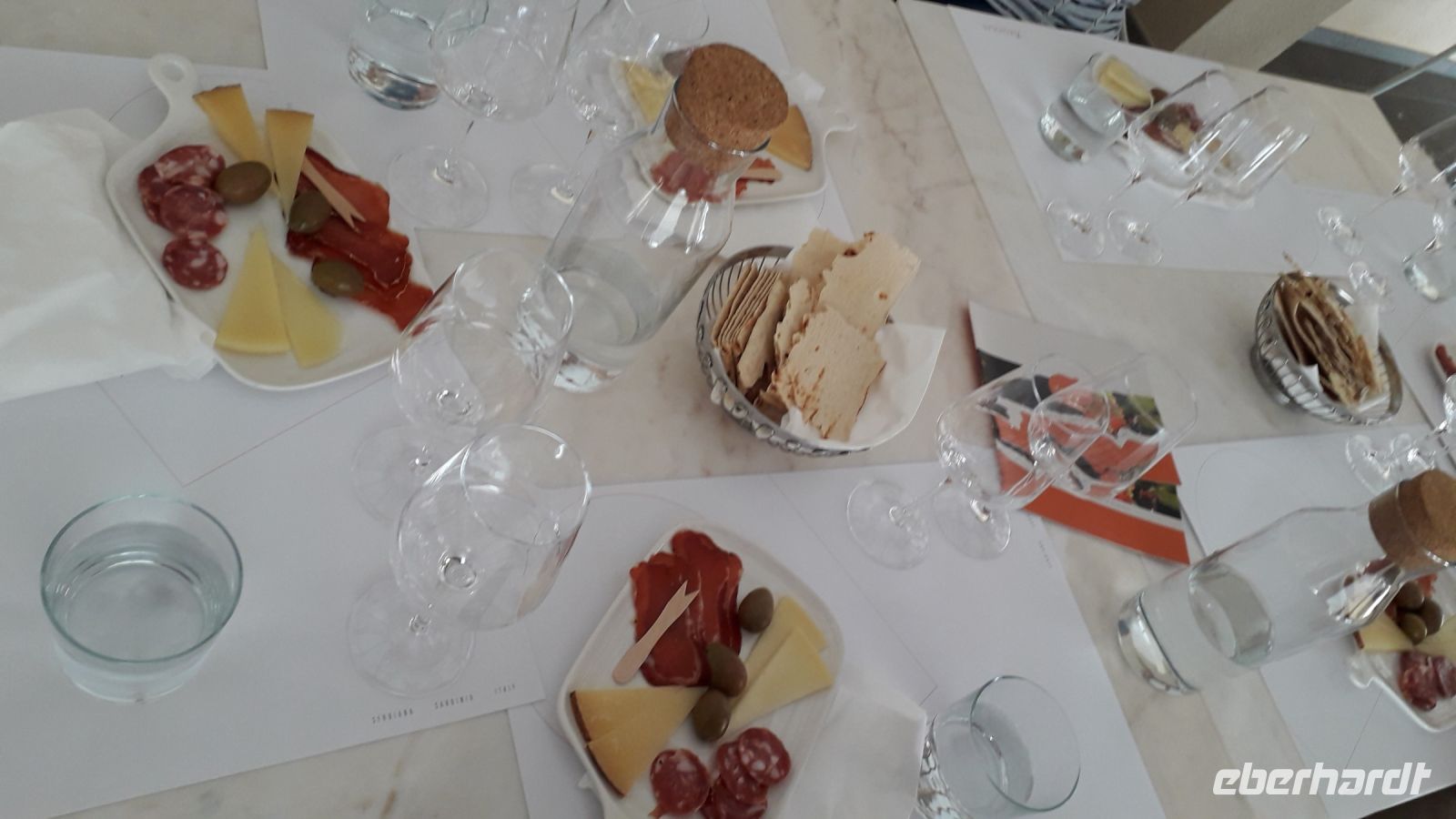 Bei der Weinprobe &ndash; &copy; Julia Kies (Eberhardt TRAVEL)