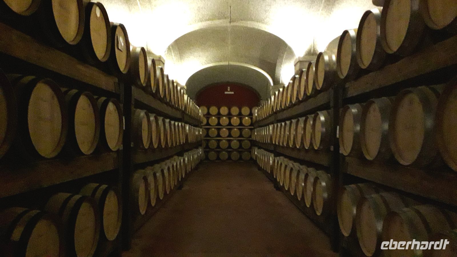 Barrique-Weinfässer &ndash; &copy; Julia Kies (Eberhardt TRAVEL)