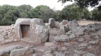 Gräber / Pranu Muttedu &ndash; &copy; Julia Kies (Eberhardt TRAVEL)