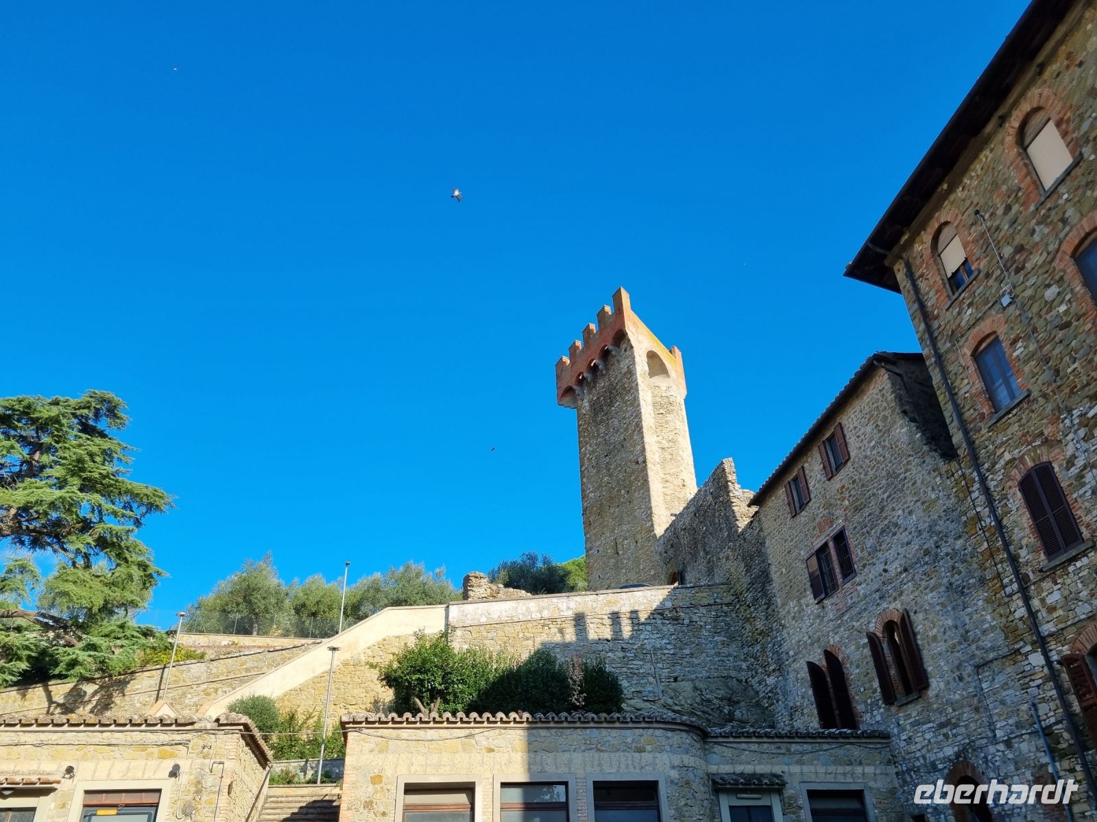 Trasimenischer See - Passignano sul Trasimeno (Torre triangolare) &ndash; &copy; Katrin Deutschbein (Eberhardt TRAVEL)