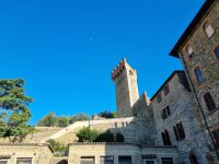 Trasimenischer See - Passignano sul Trasimeno (Torre triangolare) &ndash; &copy; Katrin Deutschbein (Eberhardt TRAVEL)