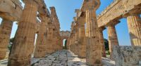 Paestum, Poseidon Tempel innen &ndash; &copy; Ria Heilmann (Eberhardt TRAVEL)