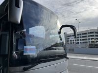 Transfer-Bus am Flughafen Rom &ndash; &copy; Valentin Meyer-Plath (Eberhardt TRAVEL)