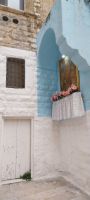 Blick in Gasse mit religiösem Bild in Bari &ndash; &copy; Anette Rietz (Eberhardt TRAVEL)