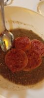 Linsen und Cotechino-Scheiben für Glück und Kleingeld im neuen Jahr &ndash; &copy; Anette Rietz (Eberhardt TRAVEL)