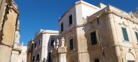Lecce Apulien im Dezember verzierte Häuser mit blauem Himmel @Anette Rietz &ndash; &copy; Anette Rietz (Eberhardt TRAVEL)