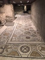 Römische Fundamente &ndash; &copy; Irmela Körner (Eberhardt TRAVEL)