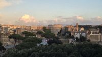 Blick zum Kolosseum  &ndash; &copy; Marlies Thrum (Eberhardt TRAVEL)