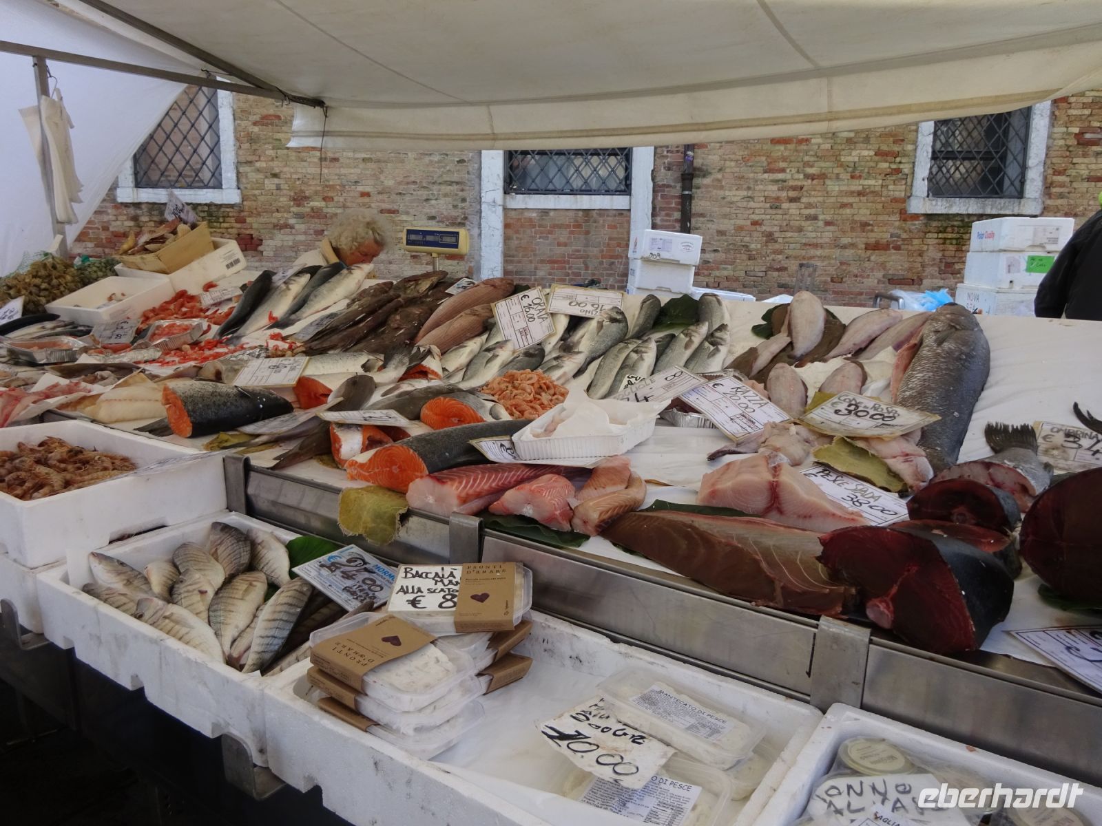 Venedig: Fischverkauf &ndash; &copy; Inge Bily (Eberhardt TRAVEL)