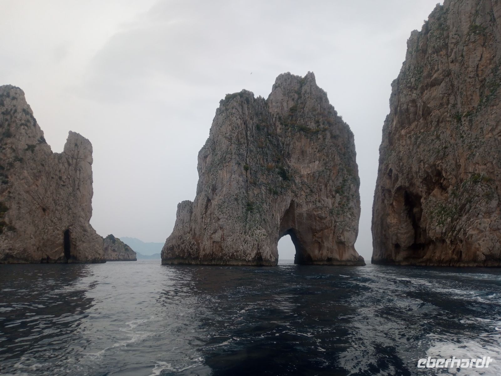 Faraglioni &ndash; &copy; Monika Cortese (Eberhardt TRAVEL)