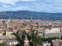 20240915_112157, Blick zur Kirche Santa Croce.jpg &ndash; &copy; Claudia Hartwich (Eberhardt TRAVEL)