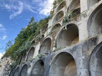 Stützmauer in Tropea &ndash; &copy; Mathias Schirmer (Eberhardt TRAVEL)