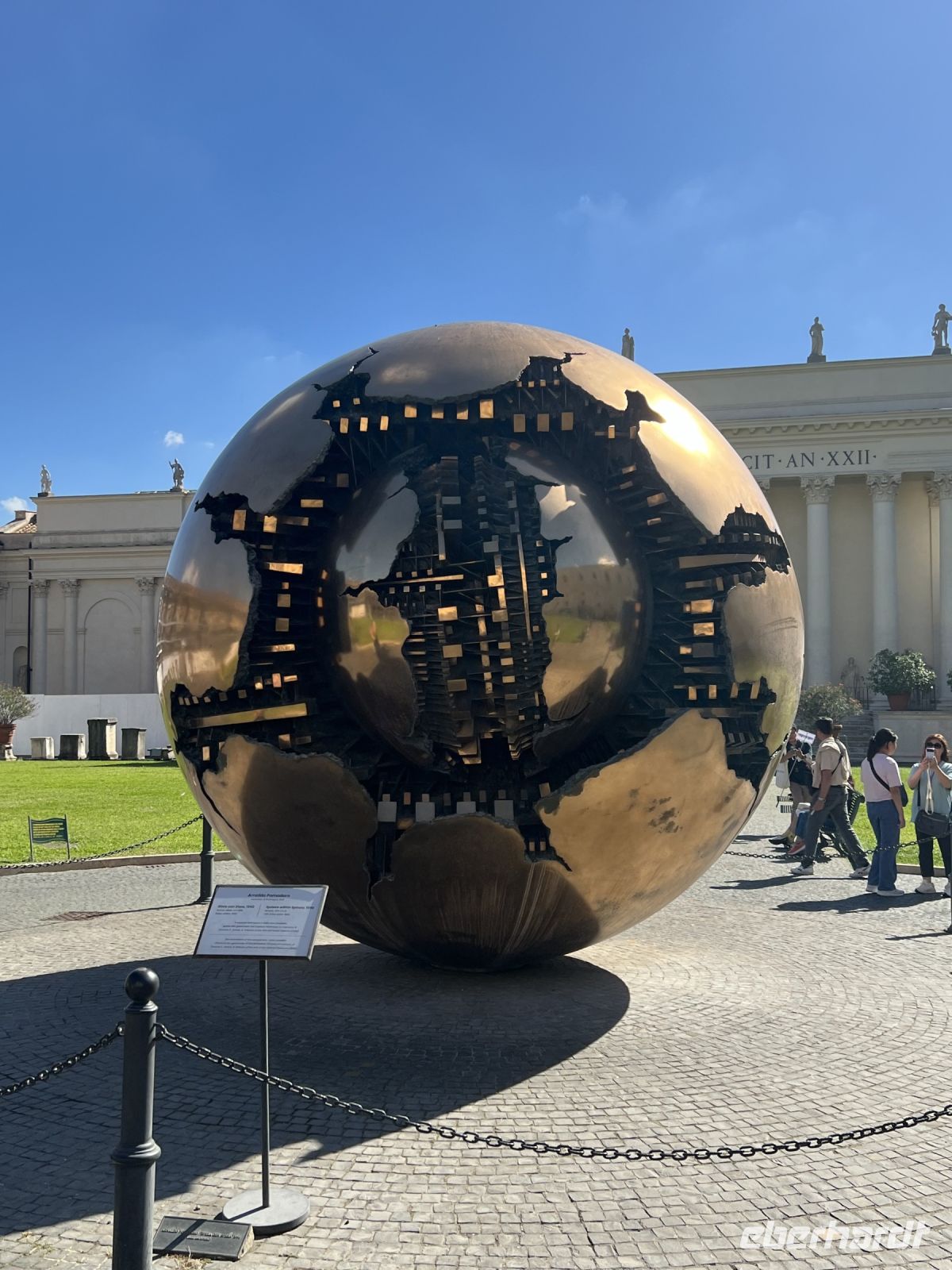 Vatikanisches Museum (Weltkugel) &ndash; &copy; Philipp Schmitz (Eberhardt TRAVEL)