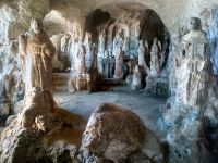 Piedigrotta-Grotte &ndash; &copy; Monika Cortese (Eberhardt TRAVEL)