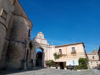 Kathedrale von Gerace  &ndash; &copy; Monika Cortese (Eberhardt TRAVEL)