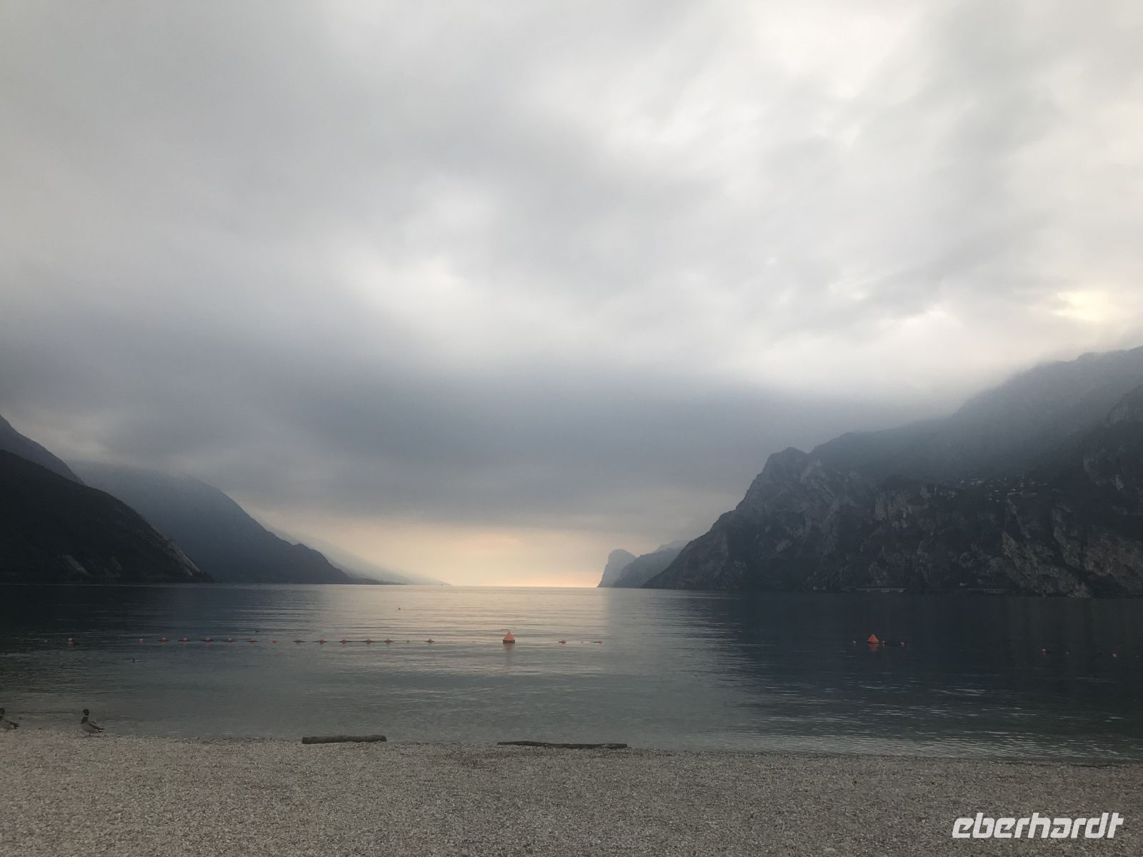 Wanderreise am Gardasee 14.10.2024  - Gardasee in Abendstimmung &ndash; &copy; Renate Schuster (Eberhardt TRAVEL)