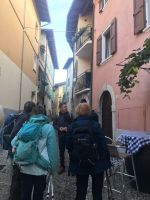 Wanderreise am Gardasee 15.10.2024  - Hochebene Monte Baldo - Malcesine - urige Kneipe &ndash; &copy; Renate Schuster (Eberhardt TRAVEL)