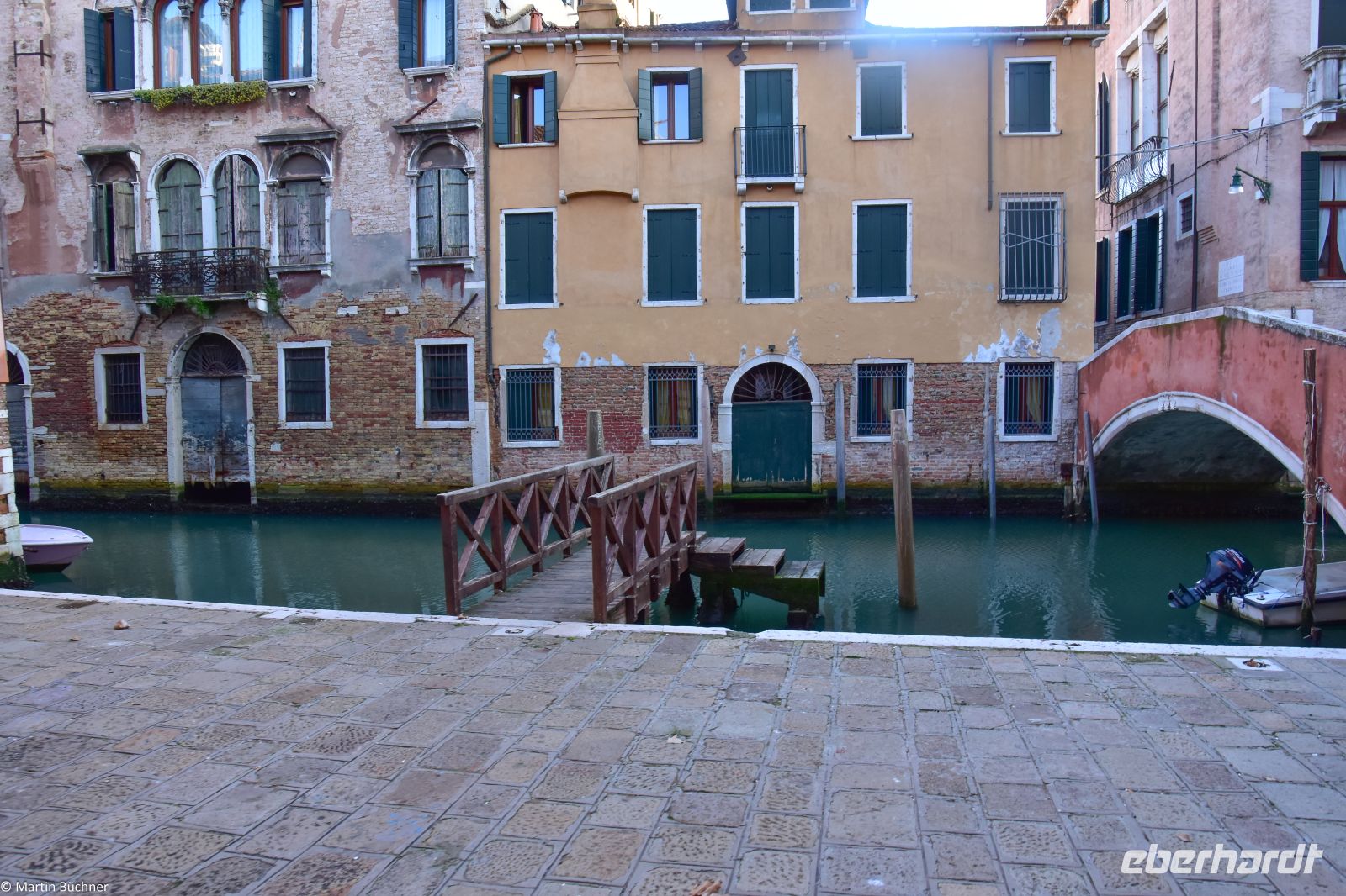 Venedig - Donna Leon - Commissario Brunetti - Drehorte - Anleger des Polizeiboot &ndash; &copy; Martin Büchner (Eberhardt TRAVEL)