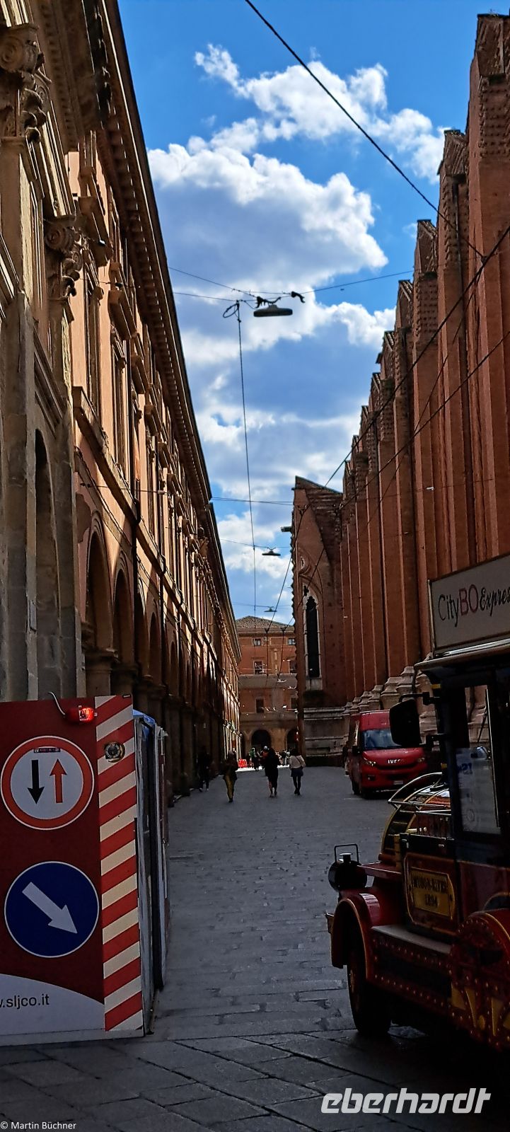 Bologna - Unvollendete Basilika &ndash; &copy; Martin Büchner (Eberhardt TRAVEL)