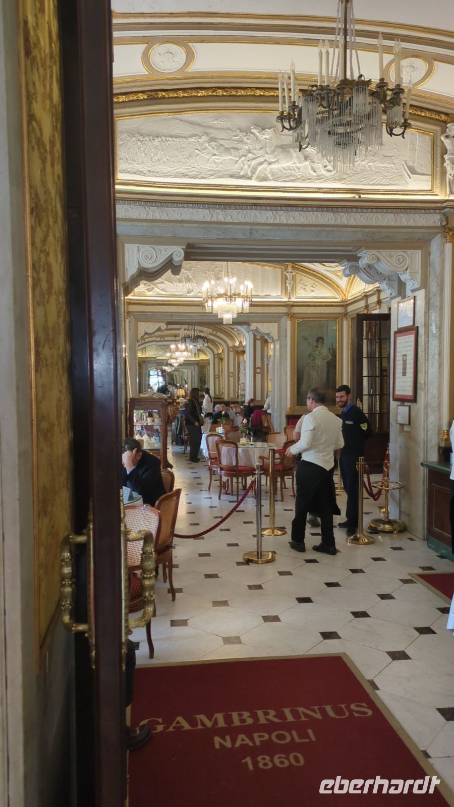 Cafe Gambrinus &ndash; &copy; Günter Thomas Menzel (Eberhardt TRAVEL)