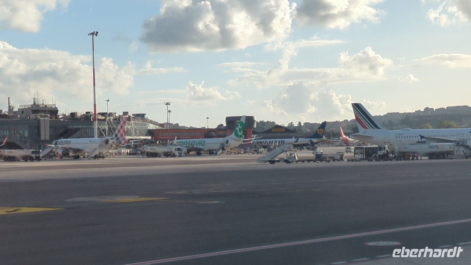 Flughafen Neapel &ndash; &copy; Günter Thomas Menzel (Eberhardt TRAVEL)