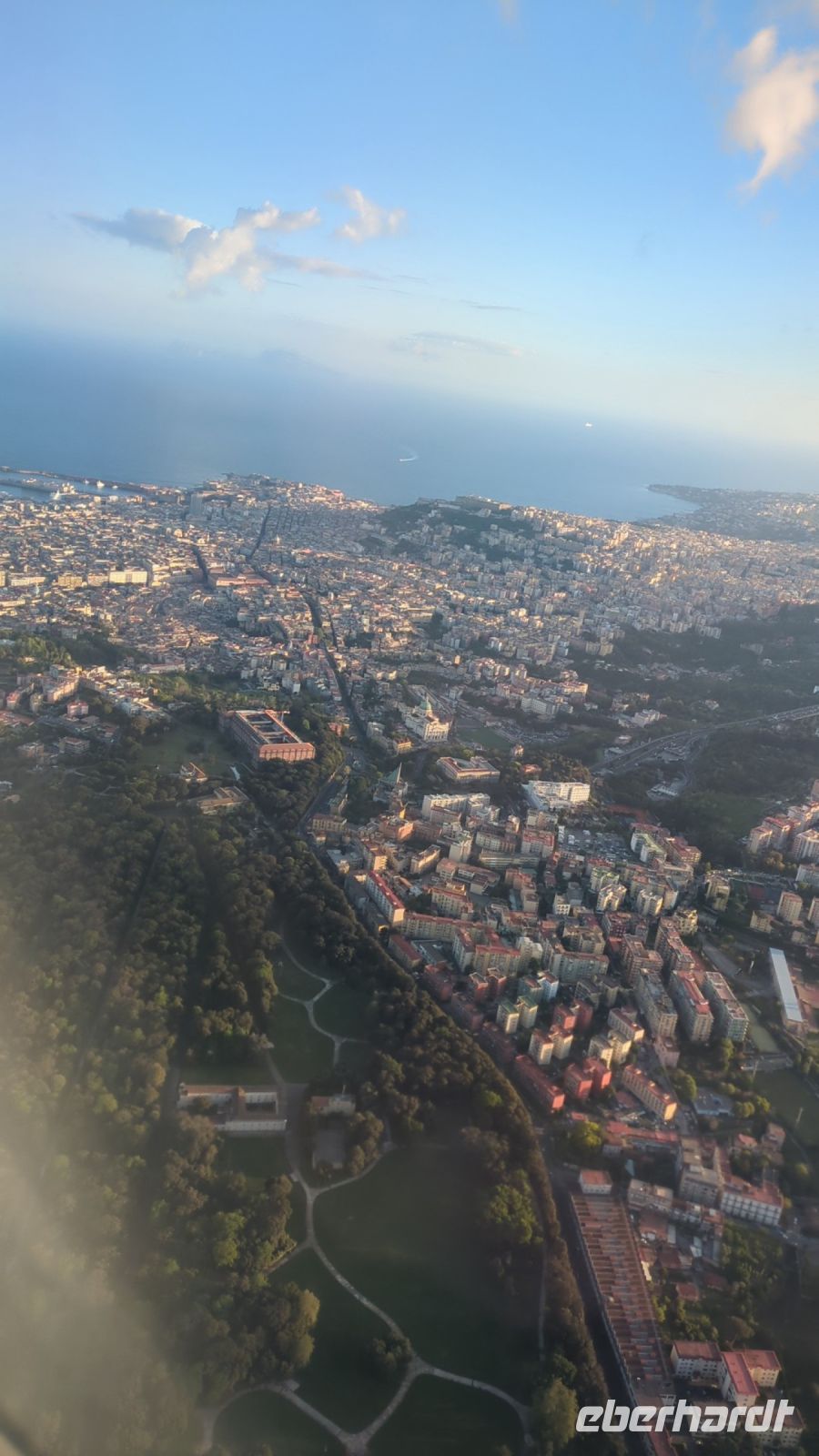 ein letzter Blick auf Neapel &ndash; &copy; Günter Thomas Menzel (Eberhardt TRAVEL)