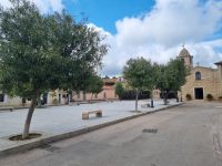 San Pantaleo - Piazza della chiesa &ndash; &copy; Katrin Deutschbein (Eberhardt TRAVEL)