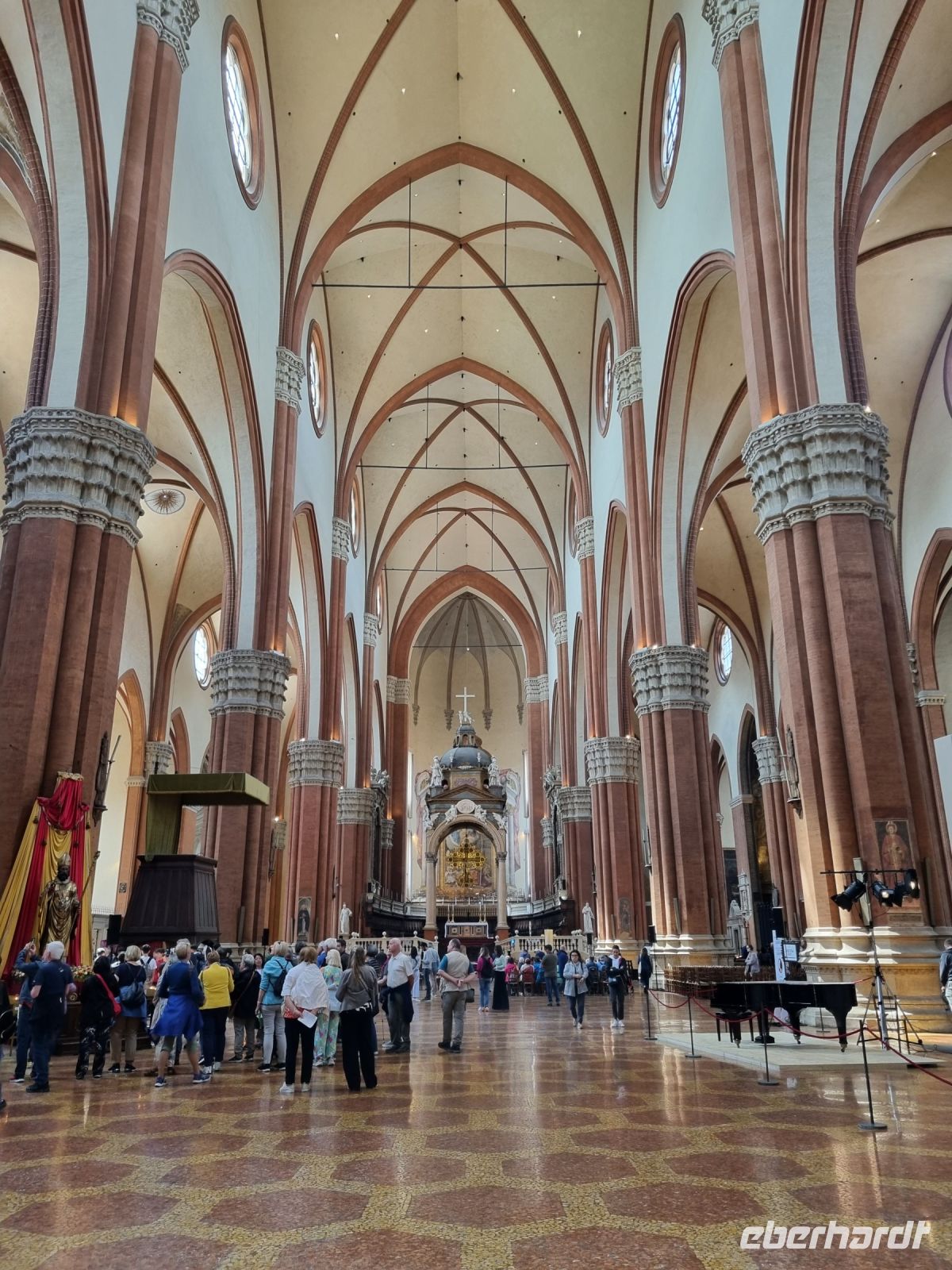 Bologna - Basilika San Petronio &ndash; &copy; Katrin Deutschbein (Eberhardt TRAVEL)