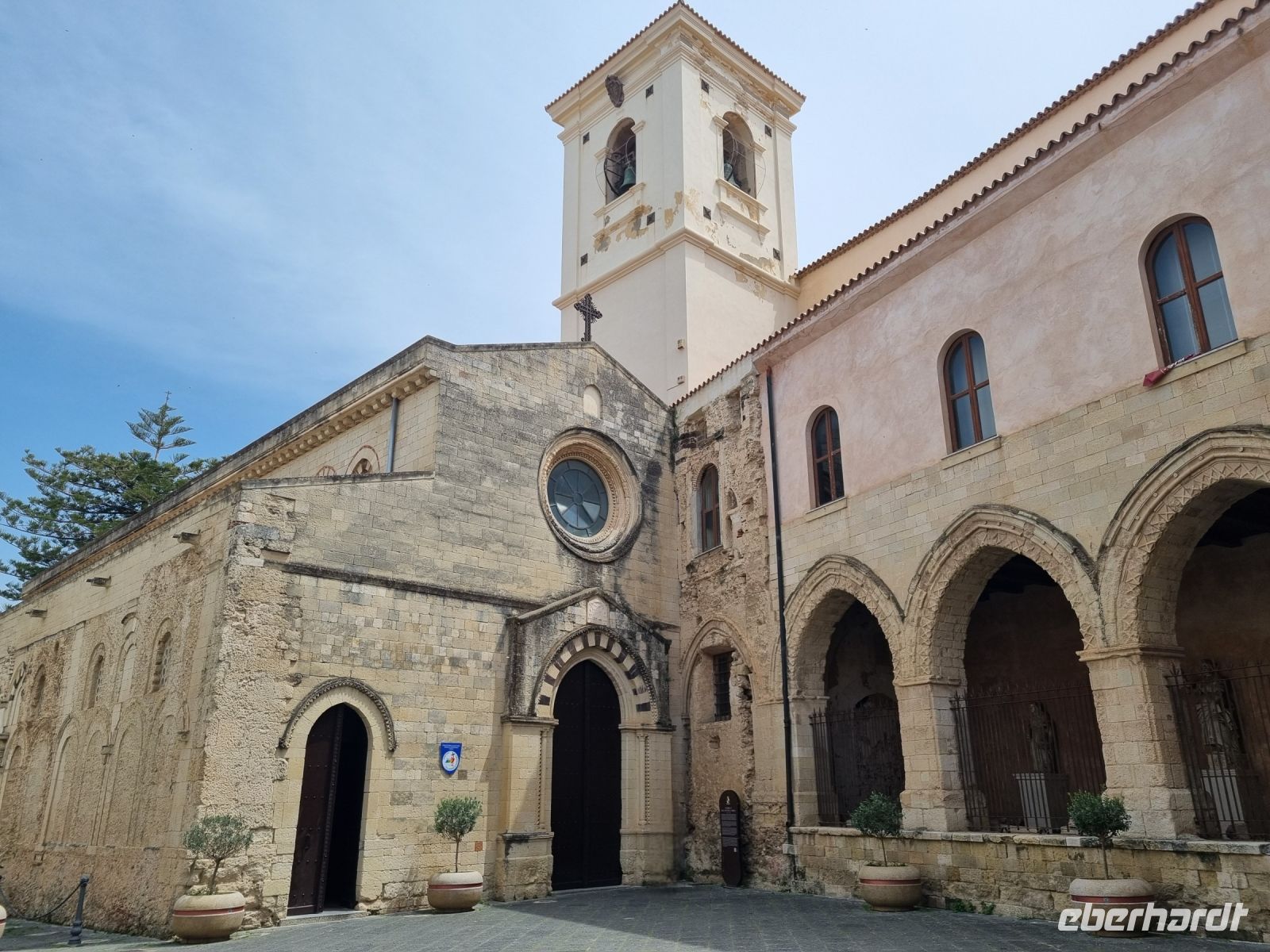 Kalabrien - Tropea (Kathedrale di Maria Santissima di Romania) &ndash; &copy; Katrin Deutschbein (Eberhardt TRAVEL)