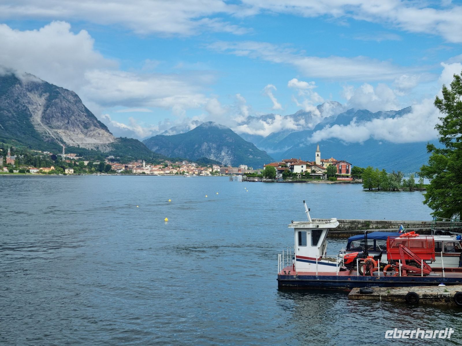 Lago Maggiore - Blick von der Isola Bella zur Fischerinsel &ndash; &copy; Katrin Deutschbein (Eberhardt TRAVEL)