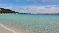 Strand von Baja Sardinia &ndash; &copy; Monika Cortese (Eberhardt TRAVEL)