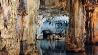 Besichtigung Neptungrotten  &ndash; &copy; Monika Cortese (Eberhardt TRAVEL)