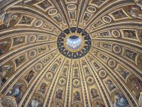 im Petersdom &ndash; &copy; Mathias Schirmer (Eberhardt TRAVEL)