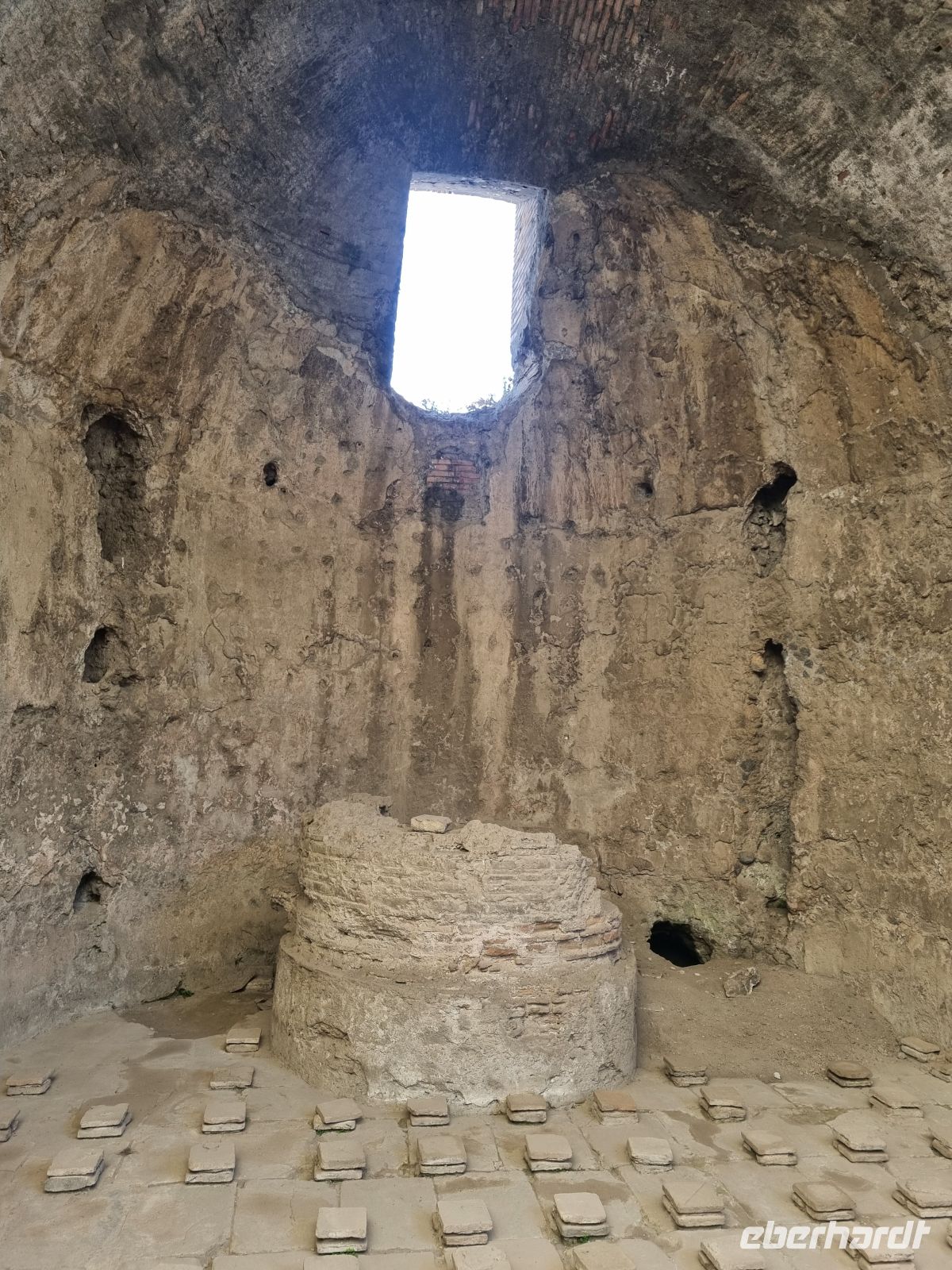 Pompeji (öffentliche Therme) &ndash; &copy; Katrin Deutschbein (Eberhardt TRAVEL)