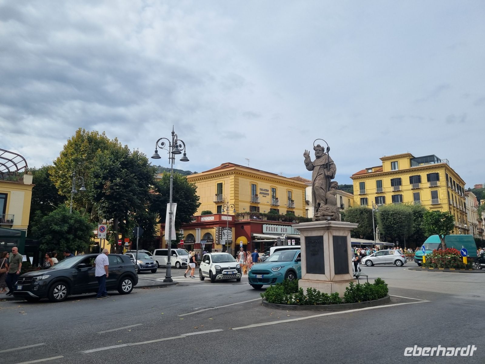 Sorrent (Piazza Tasso) &ndash; &copy; Katrin Deutschbein (Eberhardt TRAVEL)