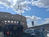 Transfer zum Flughafen Rom Kolosseum &ndash; &copy; Anette Rietz (Eberhardt TRAVEL)