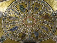 Florenz, venezianische Mosaikkünstler haben das Baptisterium kunstvoll ausgekleidet.  &ndash; &copy; Vivian Kreft (Eberhardt TRAVEL)