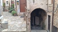 Gasse in Castellabate mit Torbögen - Cilento  &ndash; &copy; Anette Rietz (Eberhardt TRAVEL)