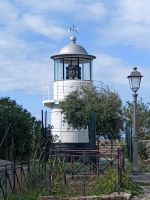 Leuchturm am Castello Ruffo in Scilla - Kalabrien &ndash; &copy; Marieta Beck (Eberhardt TRAVEL)