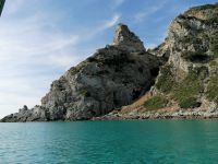 Blick auf Felsenwel - Coast to Coast Bootsfahrt - Kalabrien &ndash; &copy; Marieta Beck (Eberhardt TRAVEL)