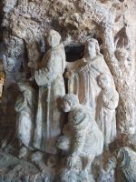 Chiesetta di Piedigrotta - Skulpturen aus Tufstein - Pizzo - Kalabrien &ndash; &copy; Marieta Beck (Eberhardt TRAVEL)